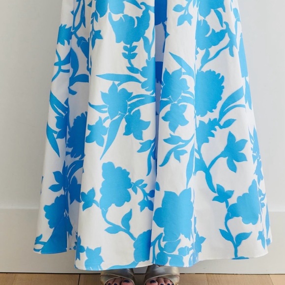 Gorgeous hostess skirt by No. 19! - Picture 2 of 3